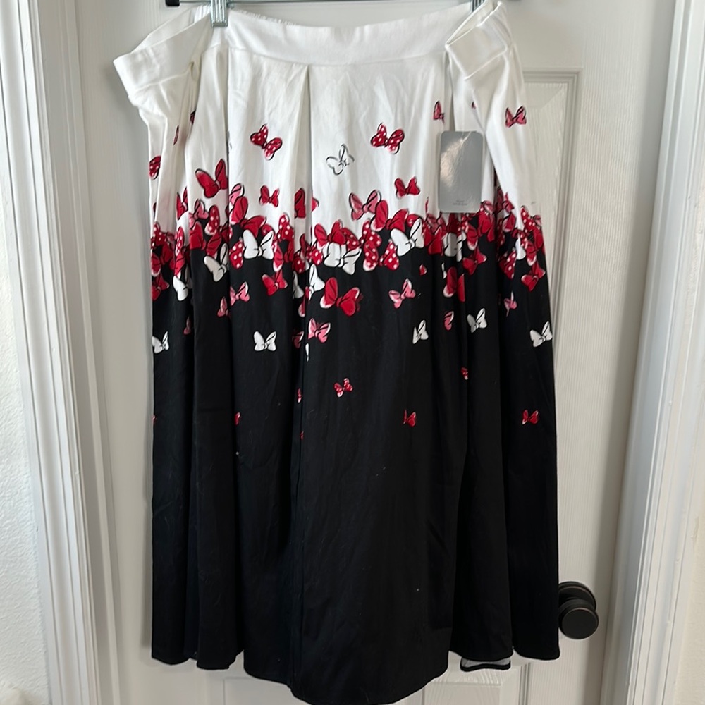 Disney Minnie Mouse Black and Red A-Line Cocktail Skirt